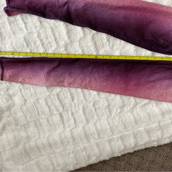 Niyama Sol barefoot legging: bundle includes Constellation and Shagreen Peony - Picture 9 of 13